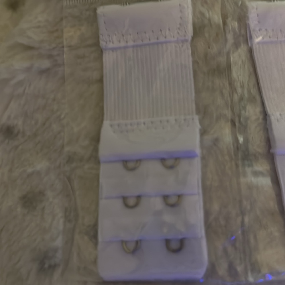 Two Hook Bra Extenders set off Two New - Picture 2 of 4